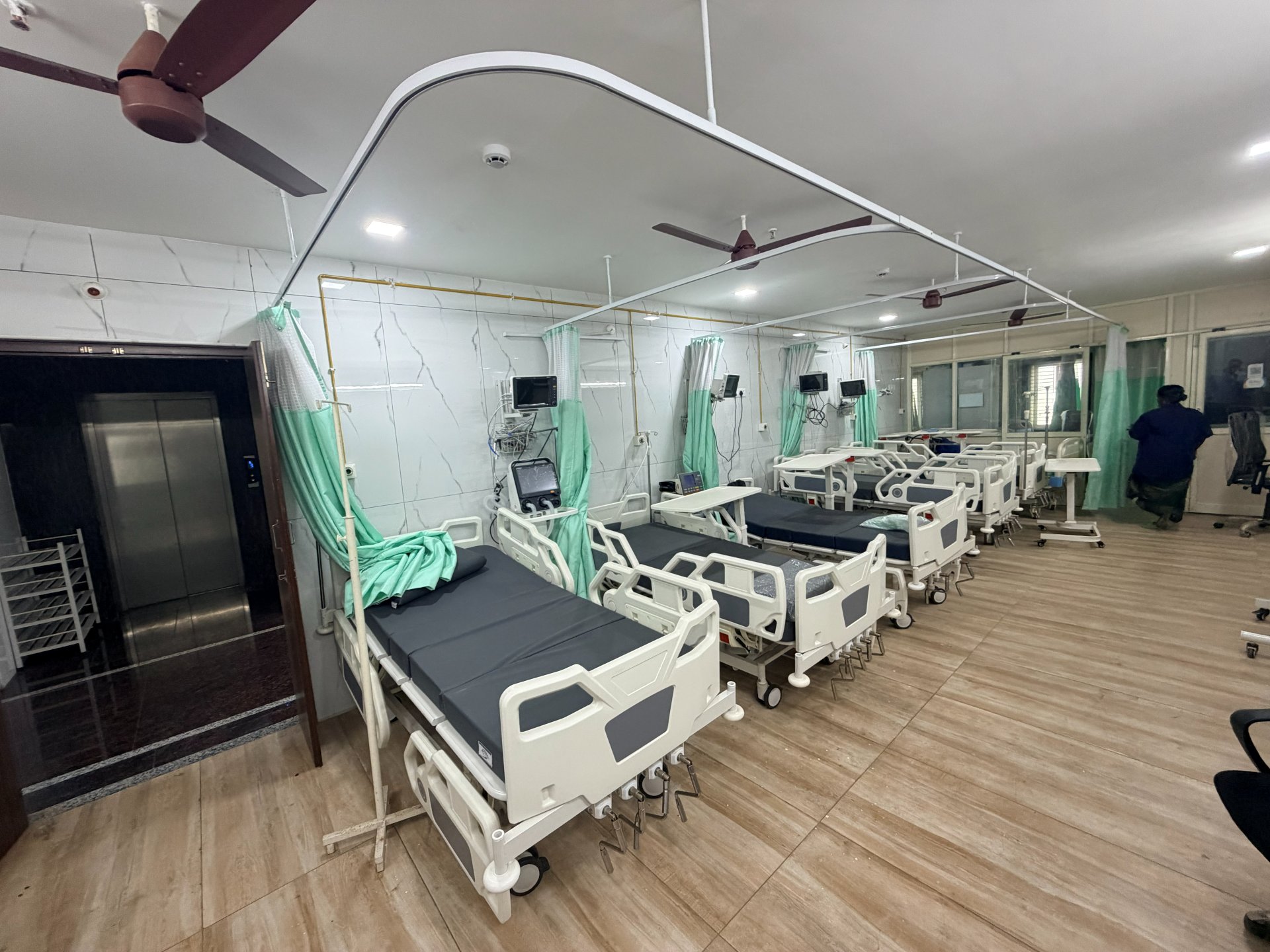 ICU Monitoring Station