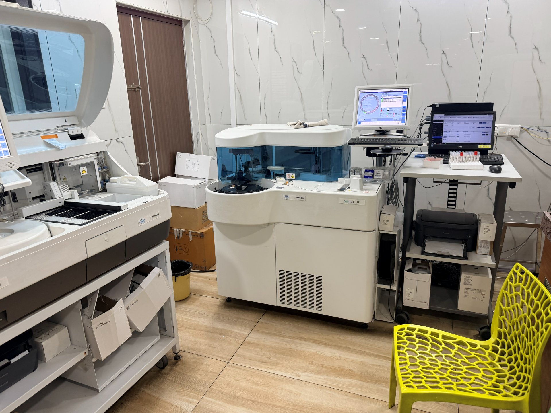 Roche Hitachi COBAS C311 Biochemistry Analyser